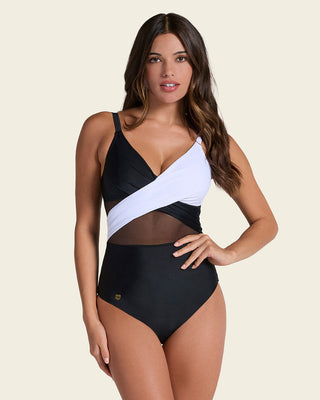 Bañador entero control suave de abdomen elaborado con nylon reciclado#color_701-negro-blanco